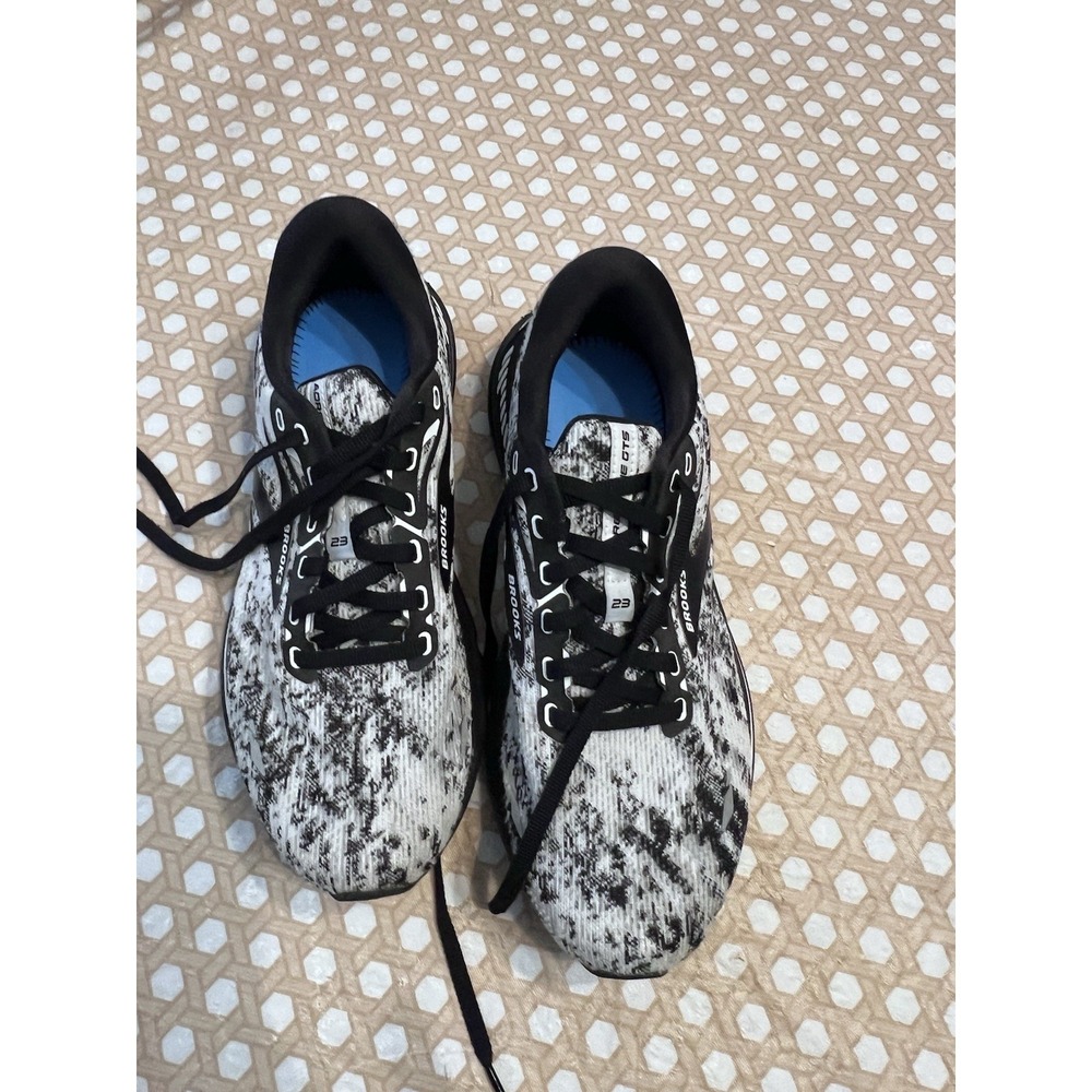 Brooks Adrenaline GTS 23 Mens 10.5B Shoes White Black Camo 1103911D135 Running